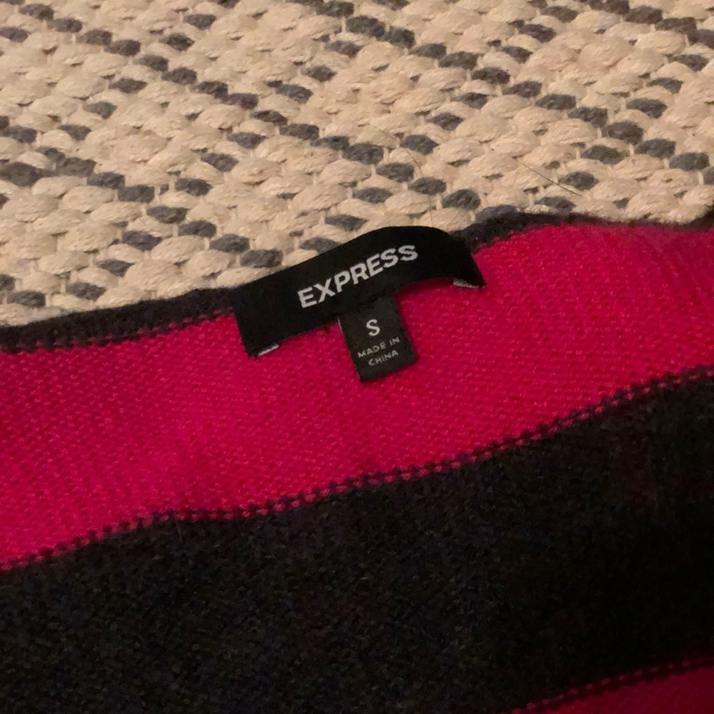Express Sweater Dress - Picture 3 of 4